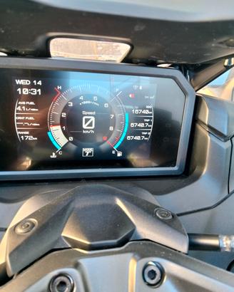 Scooter Tmax