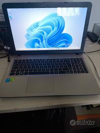 notebook Asus i3 f540l