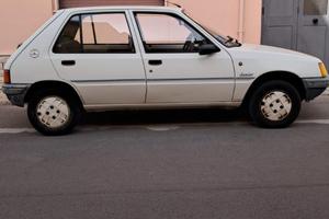 PEUGEOT 205 1990 JUNIOR