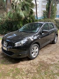 Suv Nissan Qashqai Almera 2010