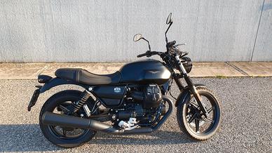 Moto Guzzi V7 IV – 2023