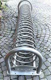 RASTRELLIERA  PORTA BICICLETTE