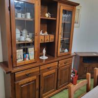 credenza vetrina piu tavolo e 6 sedie