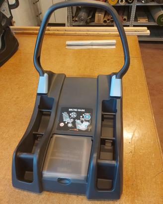 Belted base peg perego