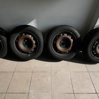 4 pneumatici invernali Dunlop