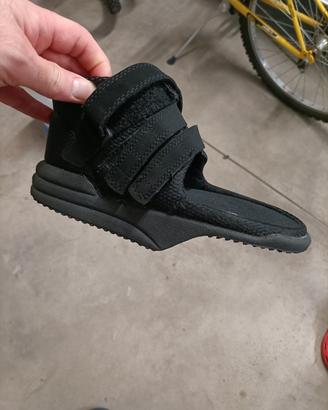 Scarpa post operatoria 35/36