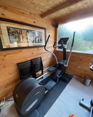 Ellittica Technogym