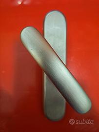 lotto di 7 maniglie finestra in acciaio satinato