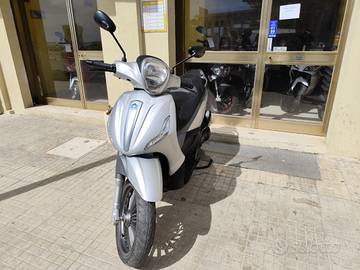 Piaggio Beverly 300