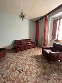 Casa padronale su due livelli