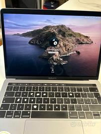 Apple MacBook Pro 2019 | 13.3" | Touch Bar | 350€