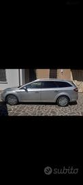 Ford Mondeo Stetionwegon con marchio Ghia
