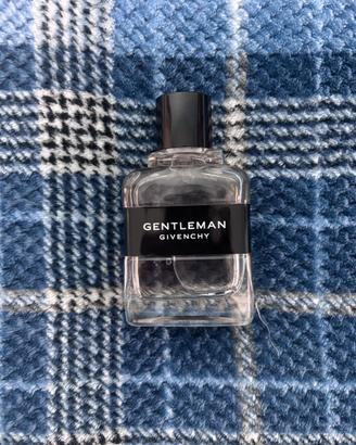 Givenchy gentleman eau de toilette - 60 ml