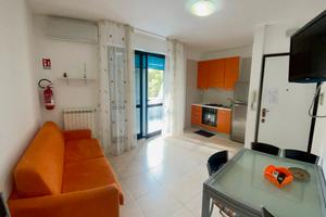 Bilocale a due passi dal mare rif. 19