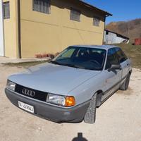 auto epoca AUDI 80