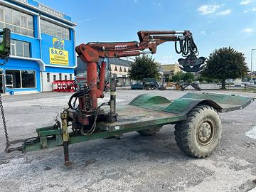 Rimorchio artigiano forestale con gru