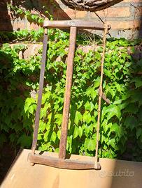 Antica sega da falegname, telaio ad arco