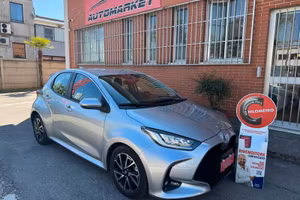 Toyota Yaris 1.5 Hybrid 5 porte Trend