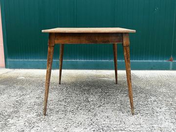 Tavolino Vintage in Legno