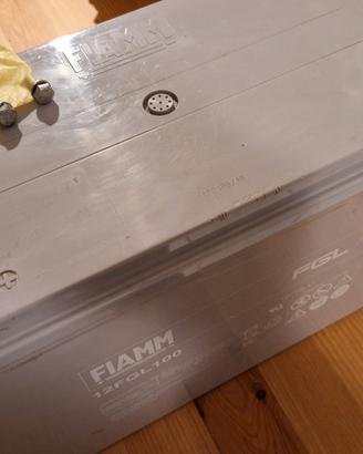 Batteria servizi AGM 100ah