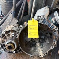 CAMBIO VOLKSWAGEN TRANSPORTER 2.4 DIESEL ANNO:1995