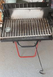Barbecue in acciaio 