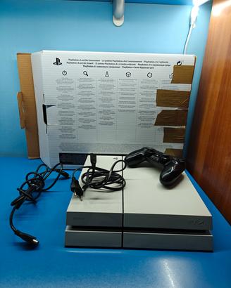 PS4 bianca 500gb con scatola originale 