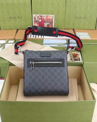 Borsa tracolla uomo/messenger bag  grigio/nero GG