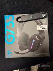 Cuffie Logitech G733 mai indossate