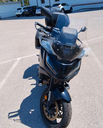 Honda NT 1100 DCT TRAVEL ED.