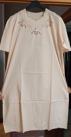 Camicia da notte in cotone confezionata a mano