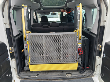 Fiat doblo maxi bz GPL trasporto disabili