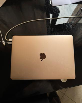 Apple MacBook Air M1 2020 — 13, 8GB RAM, 256GB SSD