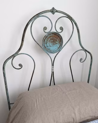 Letto singolo d'epoca in ferro battuto Shabby chic