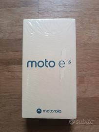 Smartphone Motorola e 15 