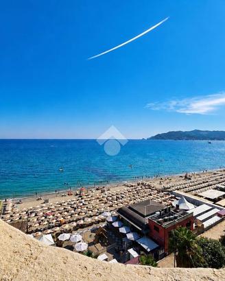 6 LOCALI A SAVONA