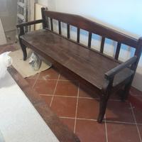 Divano in legno con sedile e spalliera tessuto mat