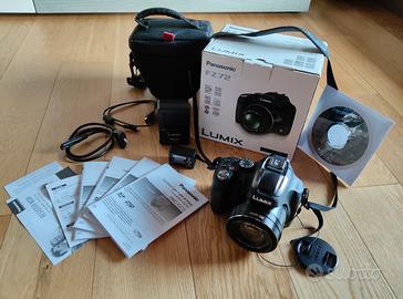 Panasonic Lumix FZ72 | Come nuova | Kit completo