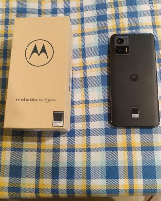  cellulare Motorola
