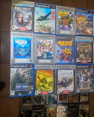 Play station 2 lotto di  43 videogiochi 