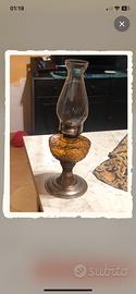 Lampada antica ad olio
