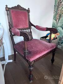 Antica poltrona capotavola