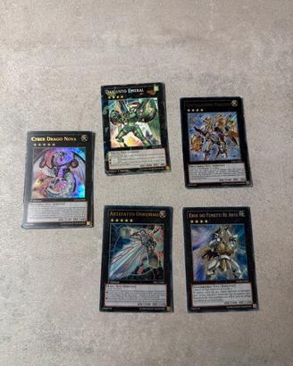 Carte yu-gi-oh ULTRA RARE