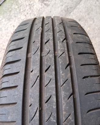 Pneumatici per auto : 185/60/R15