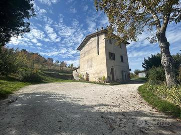 CASA INDIPENDENTE A GUBBIO