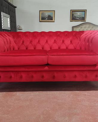 Divano Chester Royal 2 Posti Velluto Rosso