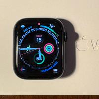 Apple Watch Series 7 GPS 45mm + 3 cinturini
