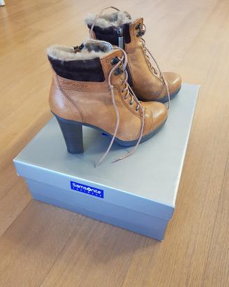 Stivaletti donna in cuoio
