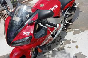 Yamaha R1