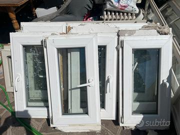 Lotto finestre 80x60 vasistas pvc